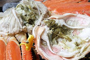 越前ガニの蒸し焼き