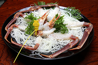 越前ガニの刺身